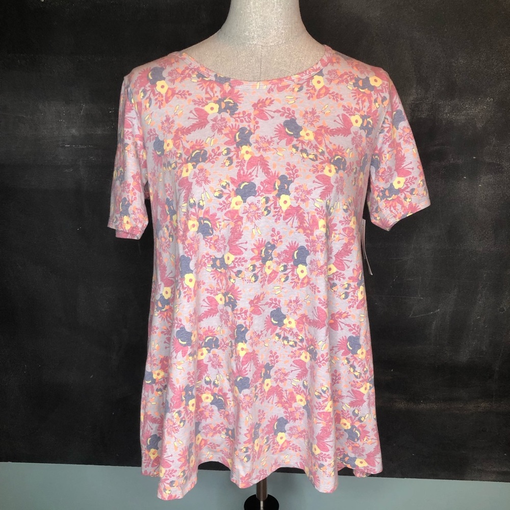 NWT XS Perfect T
